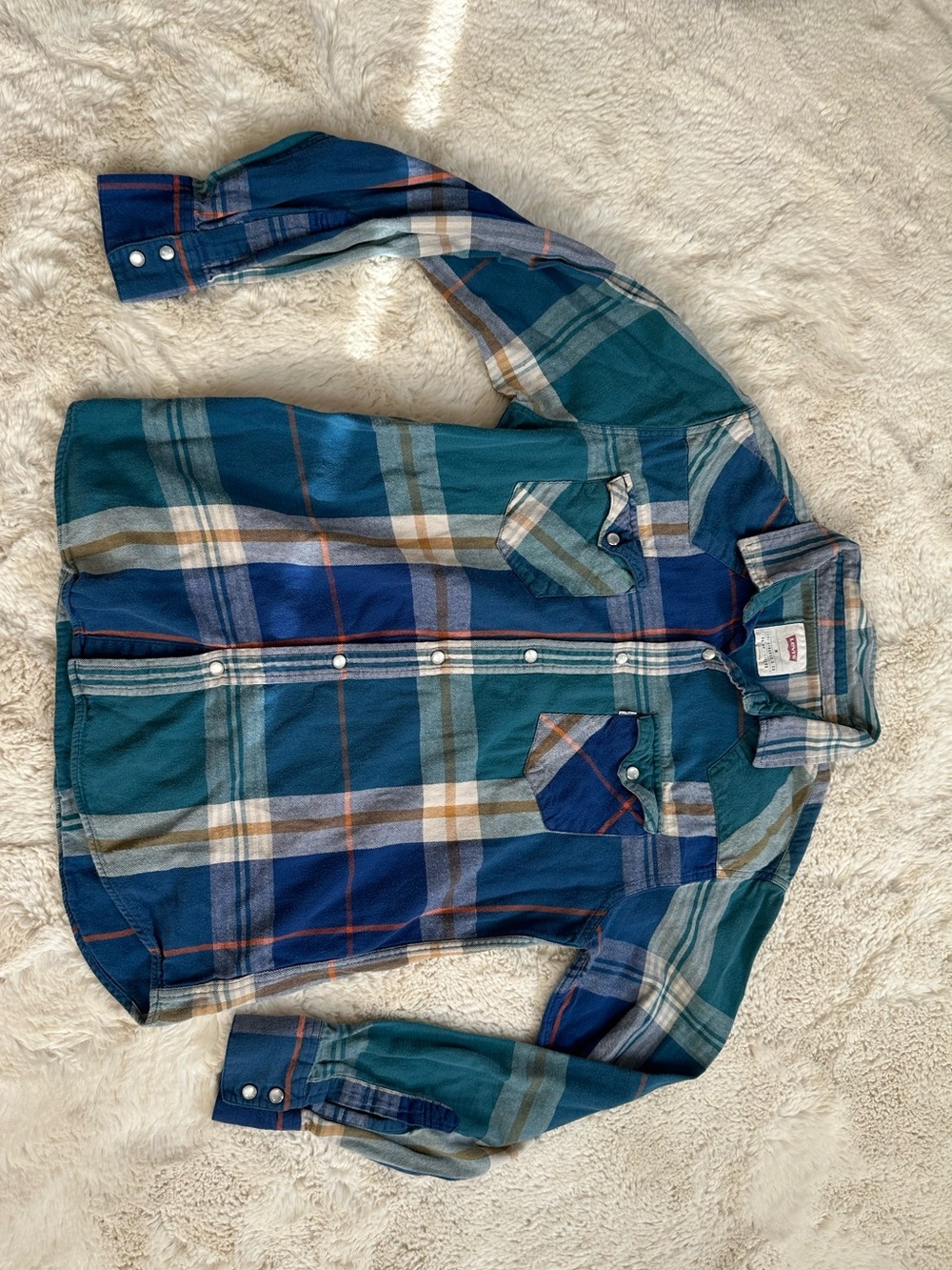 Levi’s Blue Western Plaid Button-Up Shirt in Teal, Navy & Cream